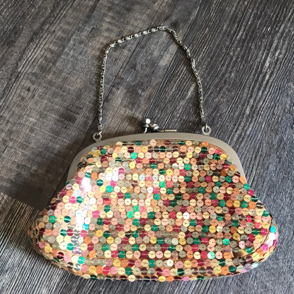 Red purse bundle! - Picture 2 of 8